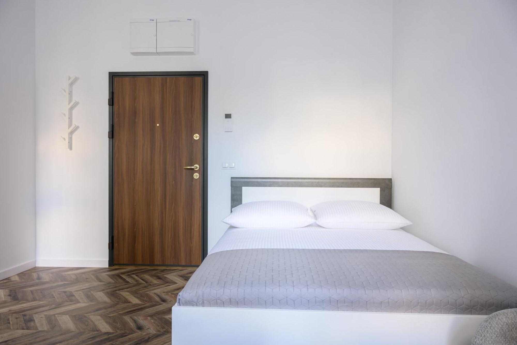 Native Apartments Smolensk 33 คราคูฟ ภายนอก รูปภาพ